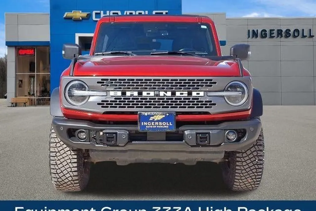 2022 Ford Bronco Badlands photo 1