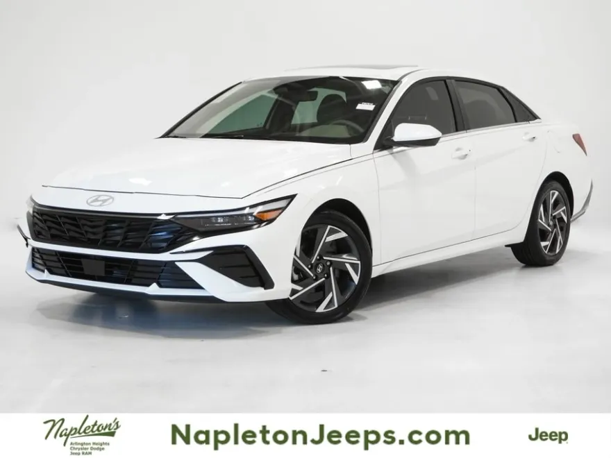 2025 Hyundai Elantra SEL Convenience photo 1