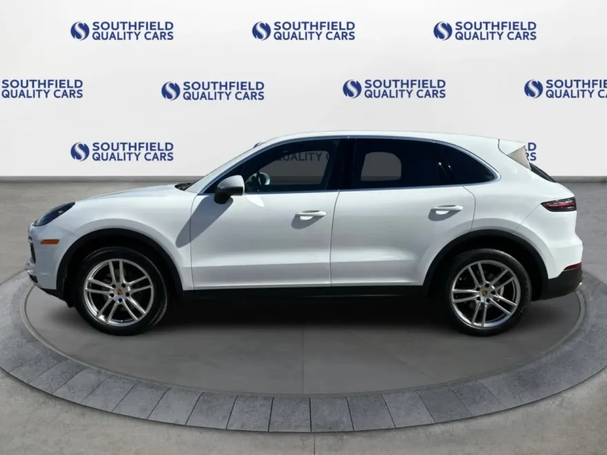 2019 Porsche Cayenne Turbo photo 1