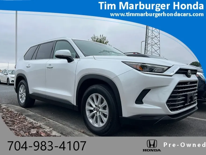 2024 Toyota Grand Highlander XLE photo 1