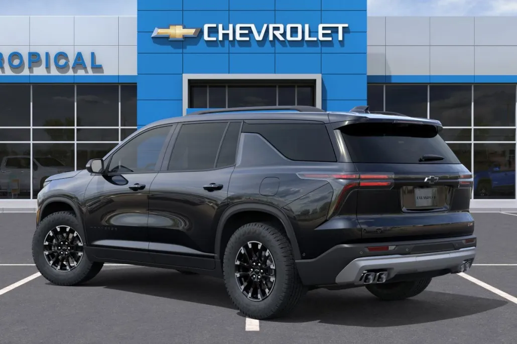 2026 Chevrolet Traverse Z71 photo 1