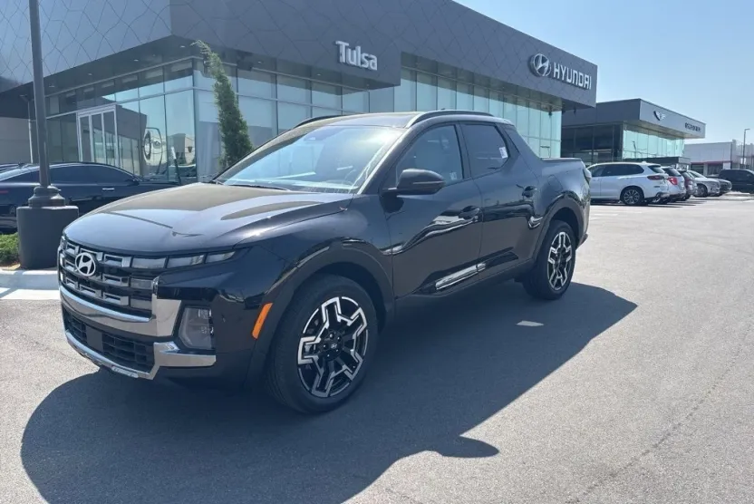 2025 Hyundai Santa Cruz Limited photo 1