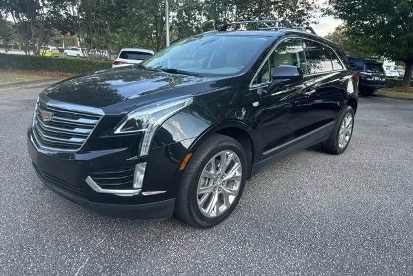 2018 Cadillac XT5 Luxury photo 1