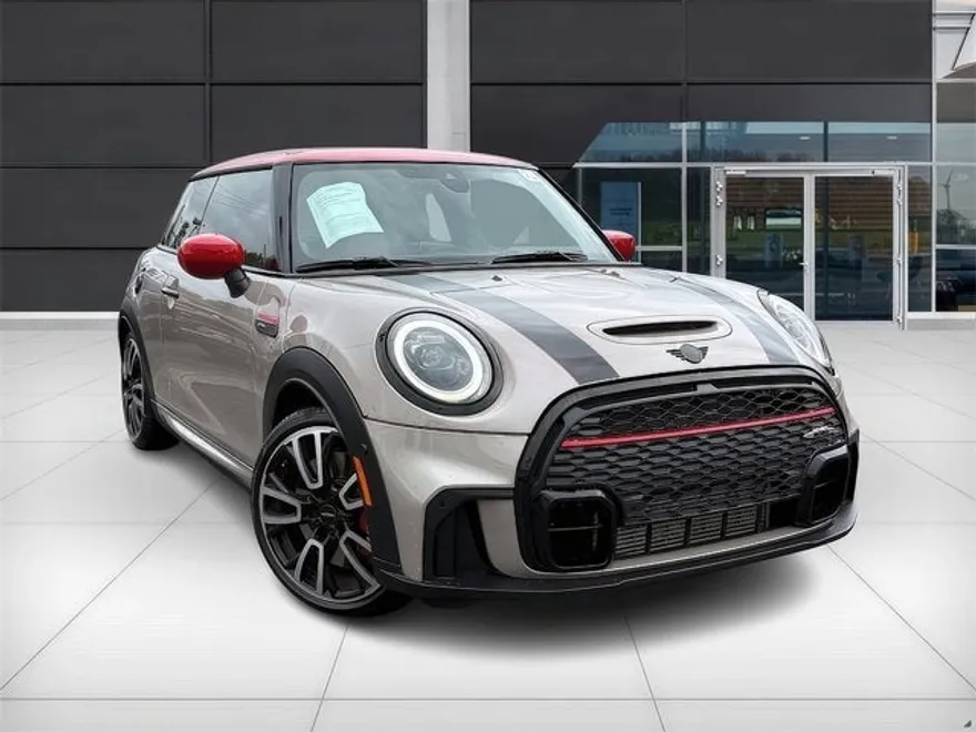 2024 Mini Cooper 2 Door Hardtop photo 1