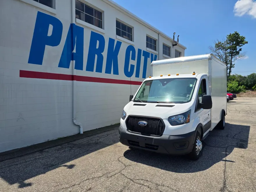2022 Ford Transit XL photo 1