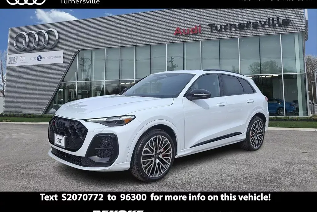 2025 Audi SQ5 Premium Plus photo 1