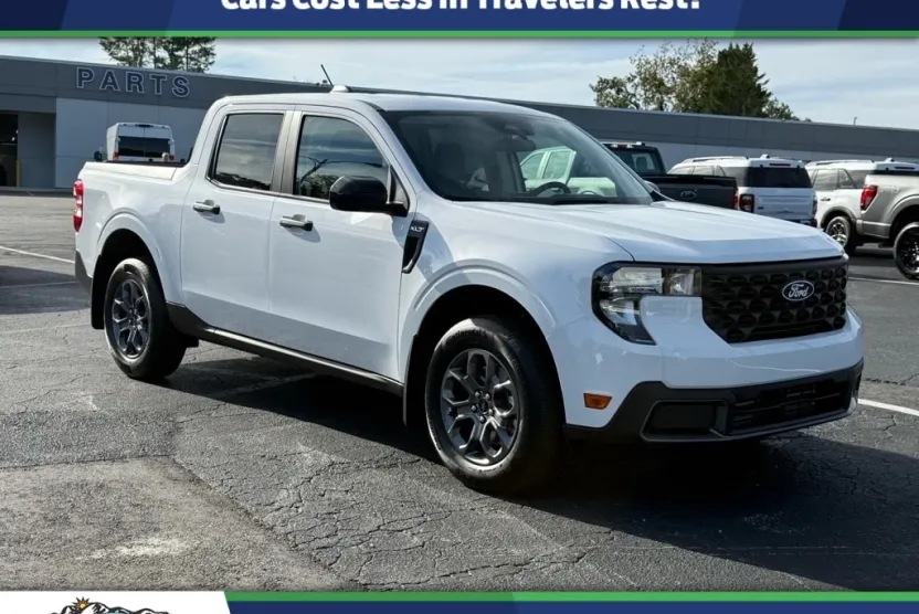 2025 Ford Maverick XLT photo 1