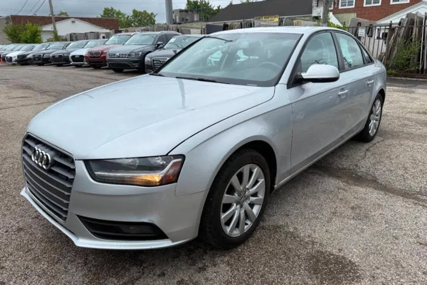 2013 Audi A4 2.0T Quattro Premium photo 1
