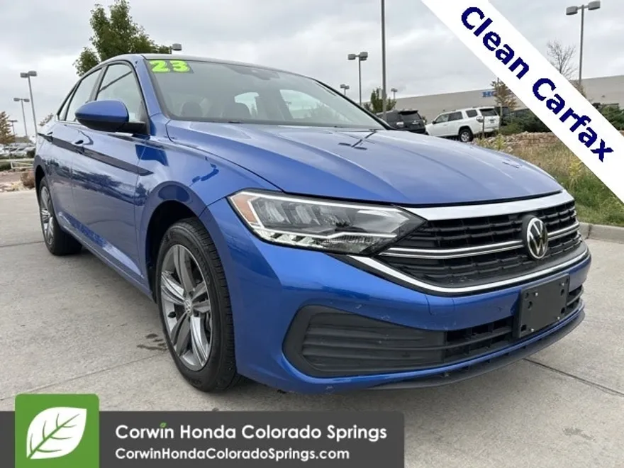 2023 Volkswagen Jetta 1.5T SE photo 1