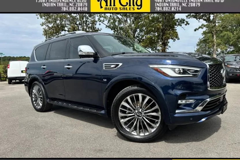 2018 Infiniti QX80 photo 1