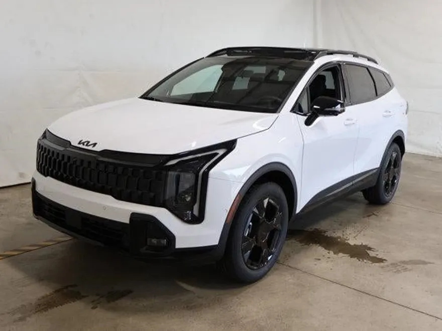 2026 Kia Sportage X-Line photo 1