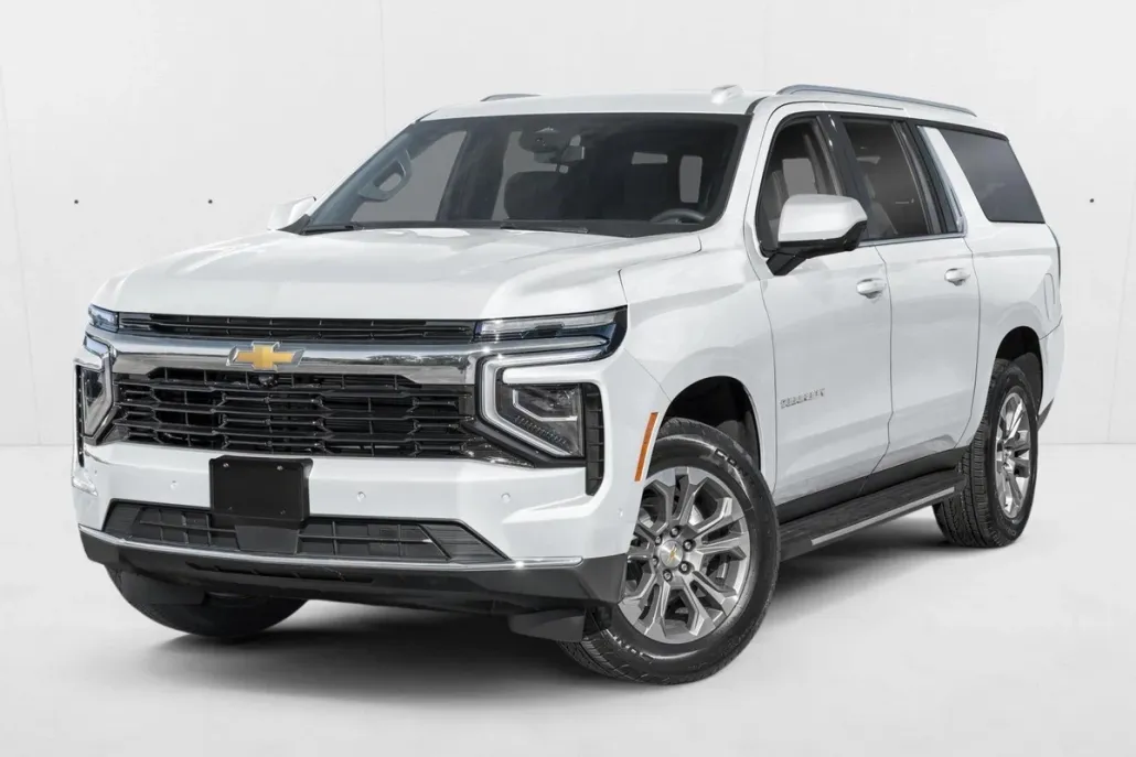 2026 Chevrolet Suburban LS photo 1