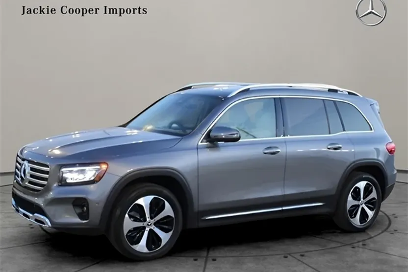 2025 Mercedes Benz GLB 250 photo 1