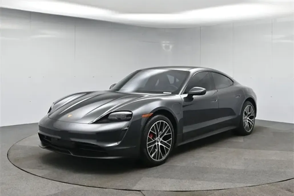 2022 Porsche Taycan 4S photo 1