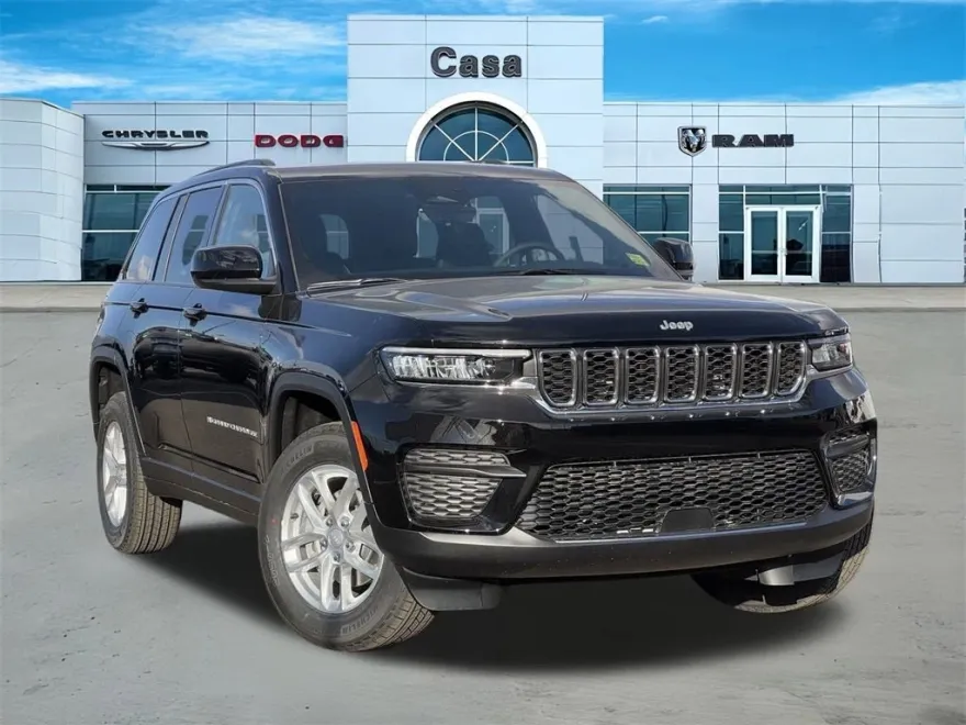 2025 Jeep Grand Cherokee Laredo X photo 1