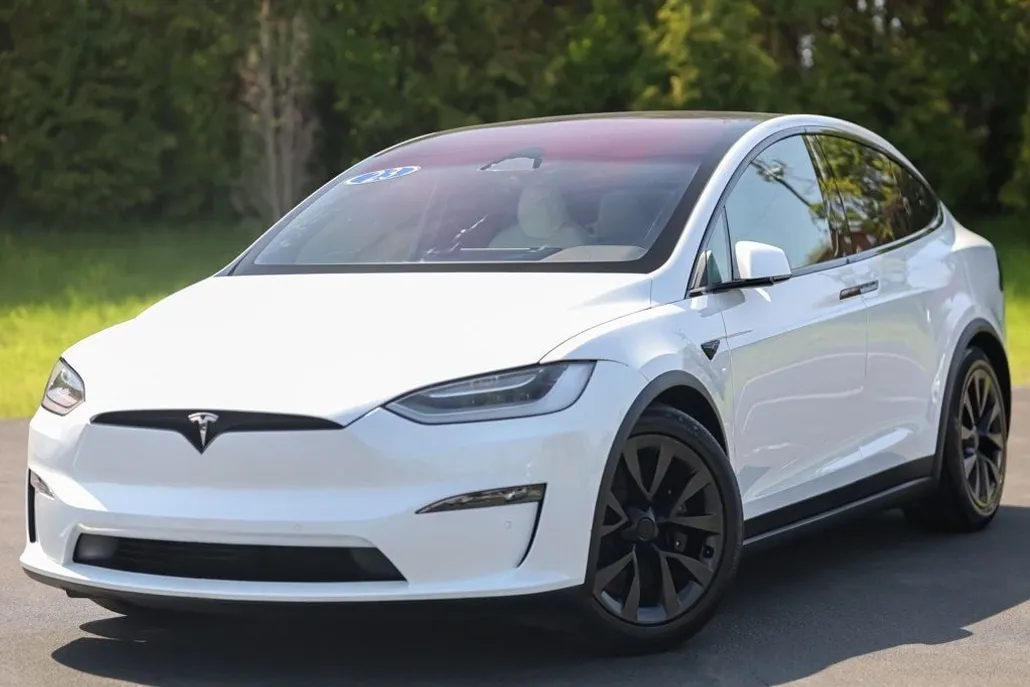 2023 Tesla Model X P100D photo 1