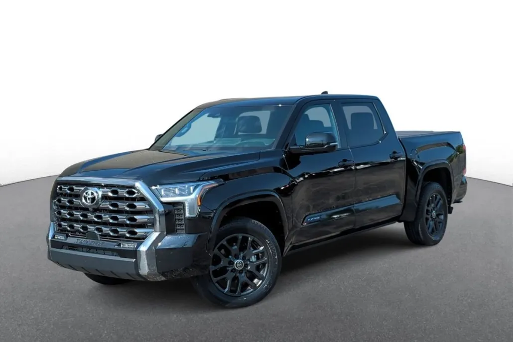 2024 Toyota Tundra Platinum photo 1