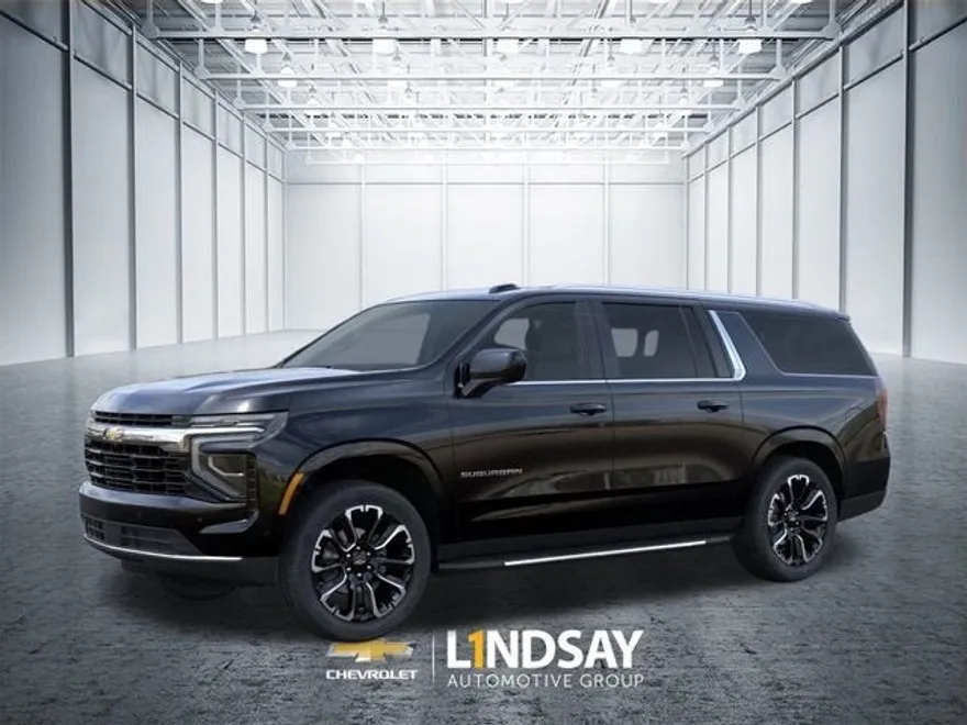 2025 Chevrolet Suburban LS photo 1