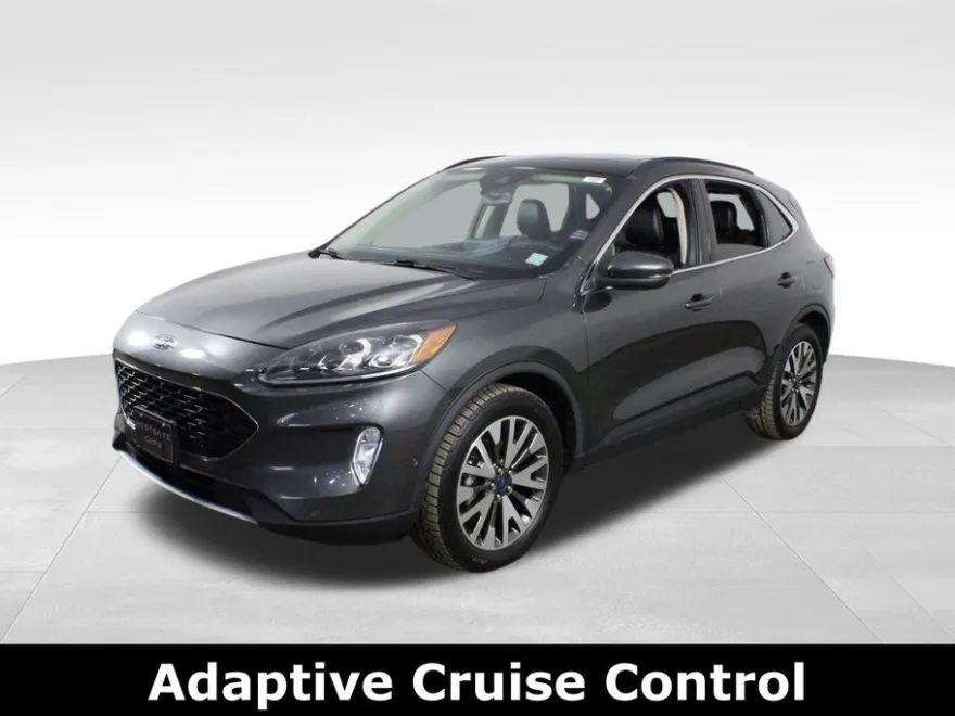 2020 Ford Escape Titanium photo 1