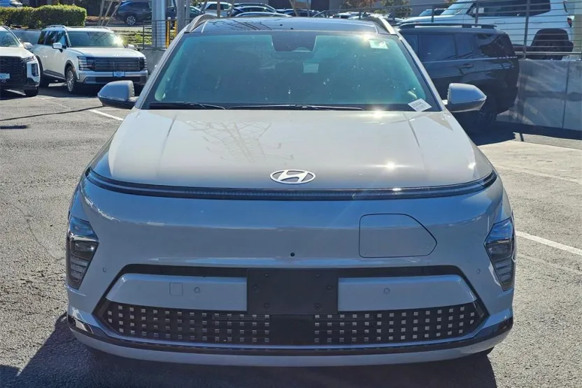 2025 Hyundai Kona Electric Limited photo 1