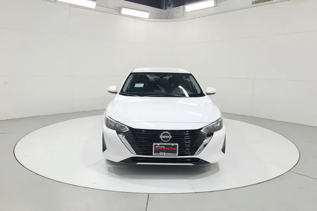 2025 Nissan Sentra S photo 2