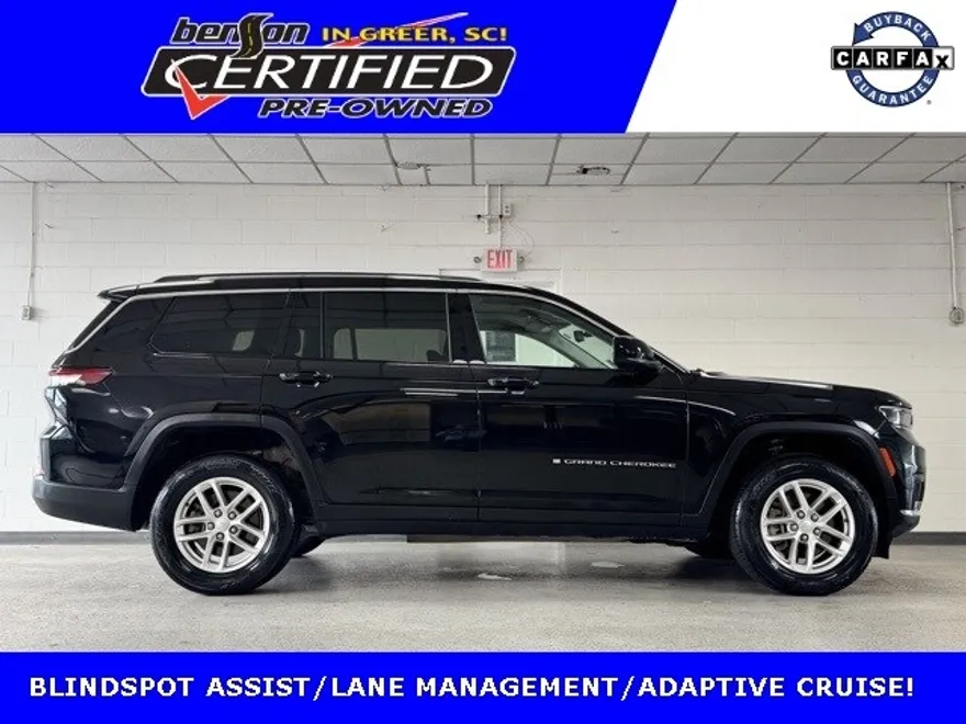 2022 Jeep Grand Cherokee Laredo Sport photo 1
