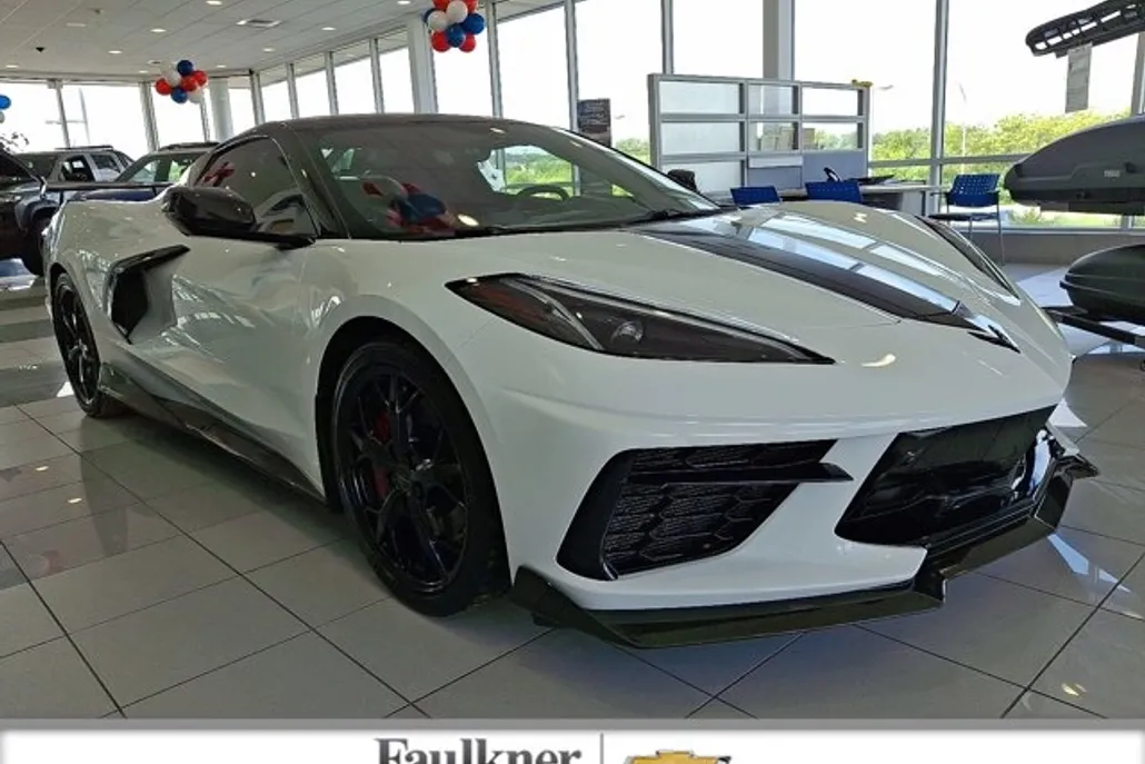 2022 Chevrolet Corvette Stingray 3LT photo 1