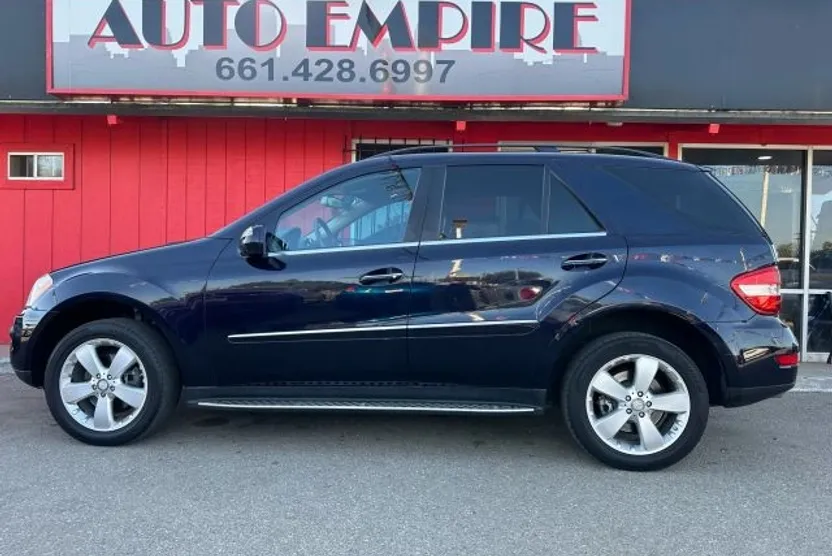 2010 Mercedes Benz ML 350 4MATIC photo 1