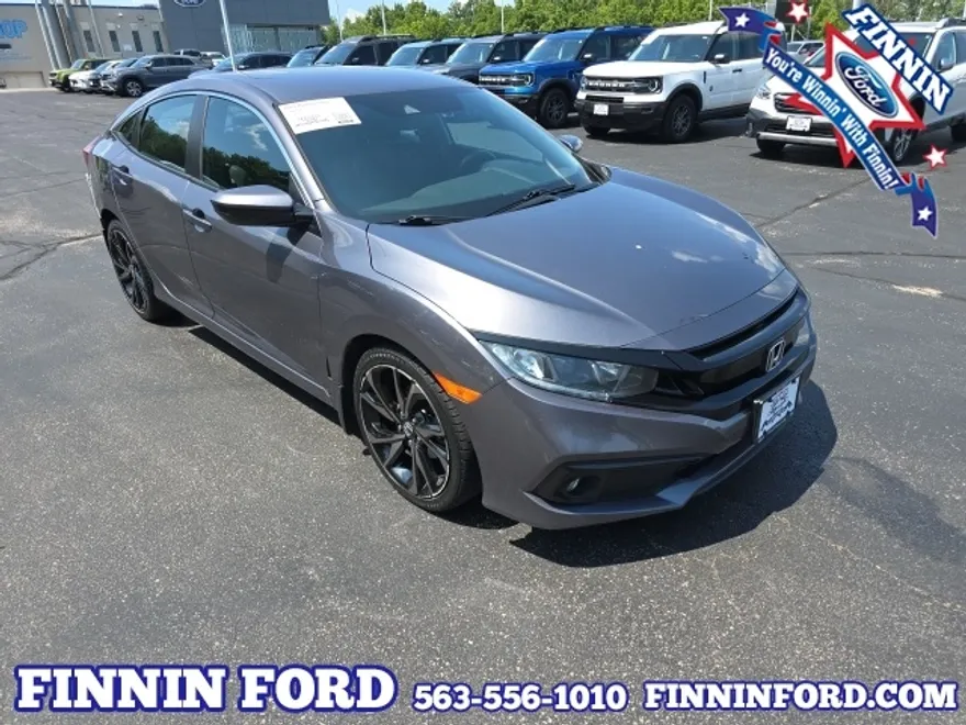 2019 Honda Civic Sport photo 1