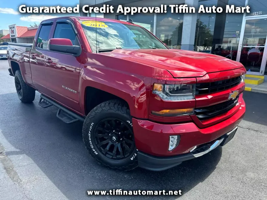 2018 Chevrolet Silverado 1500 LT photo 1