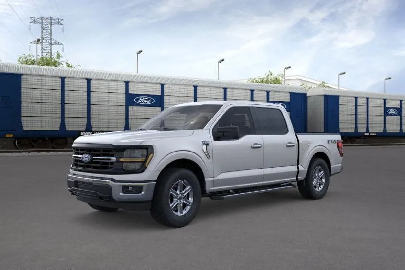 2025 Ford F-150 XLT photo 1