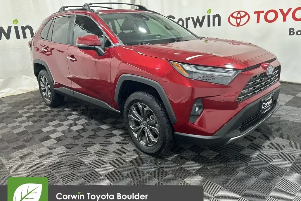 2022 Toyota RAV4 Hybrid Limited photo 1