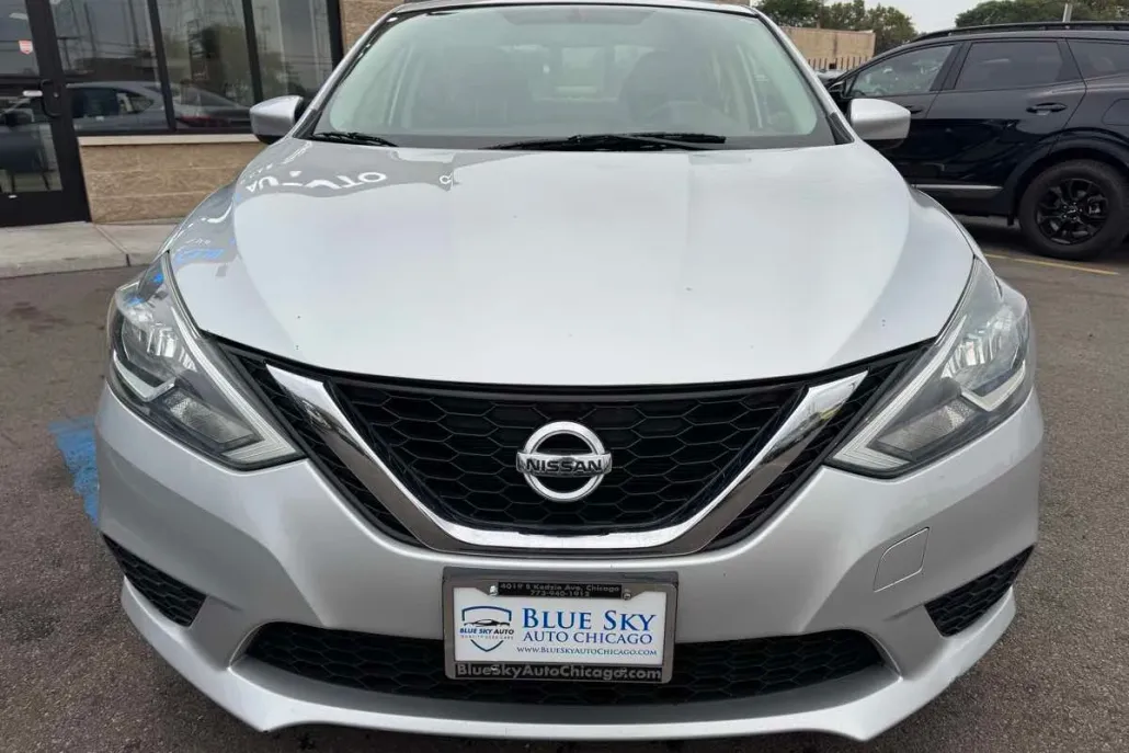 2017 Nissan Sentra SV photo 1