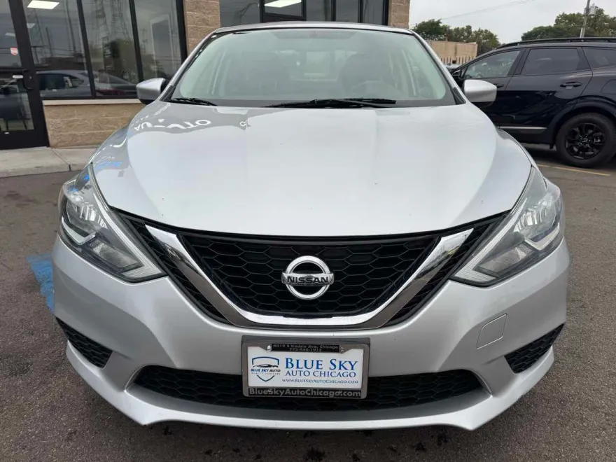 2017 Nissan Sentra SV photo 1