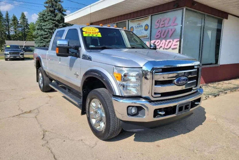 2016 Ford F-350 Lariat photo 1