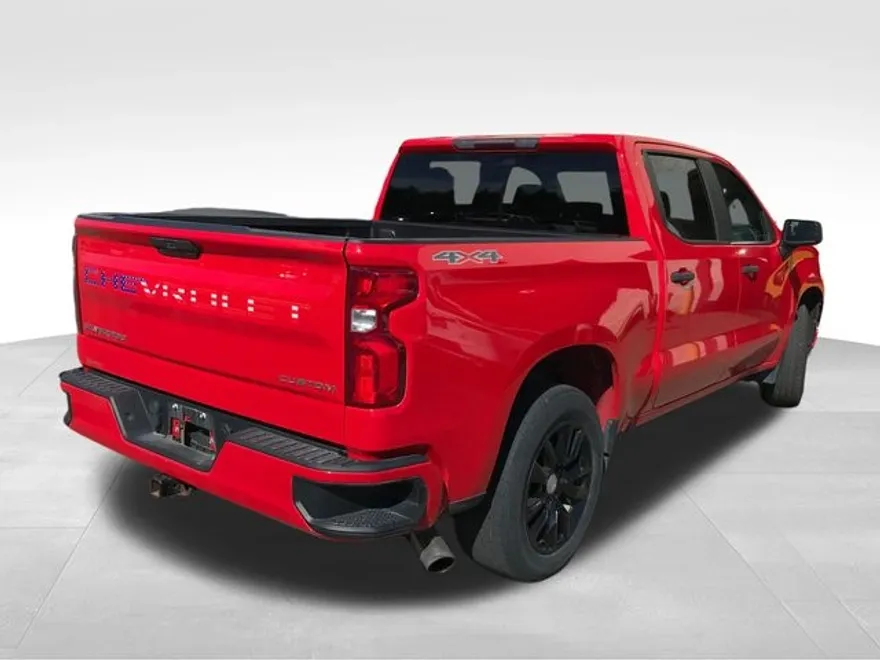 2019 Chevrolet Silverado 1500 Custom photo 1