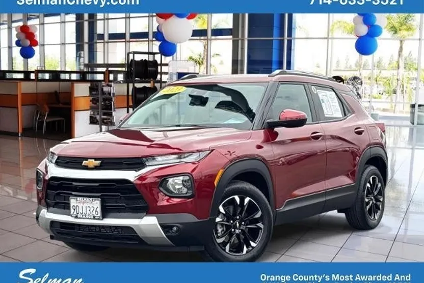 2023 Chevrolet Trailblazer LT photo 1