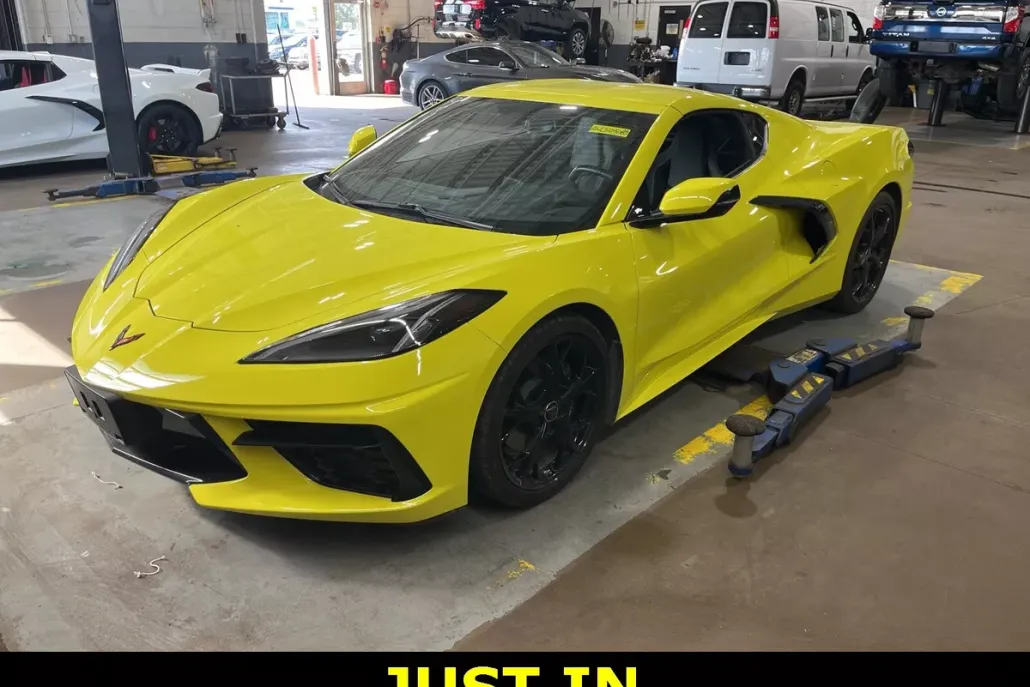 2020 Chevrolet Corvette Stingray photo 1