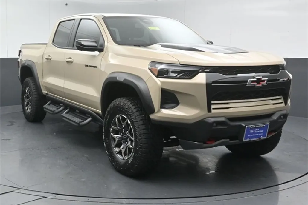 2024 Chevrolet Colorado ZR2 photo 1