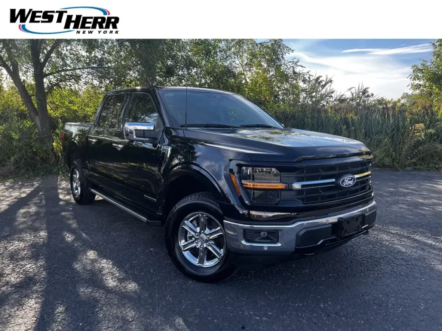 2025 Ford F-150 XLT photo 1