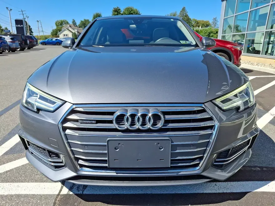 2018 Audi A4 Premium Plus photo 1
