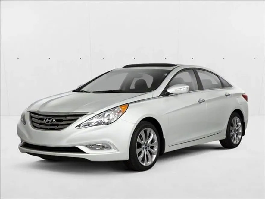 2011 Hyundai Sonata SE photo 1