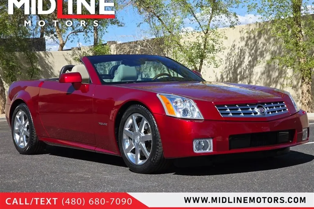 2006 Cadillac XLR photo 1