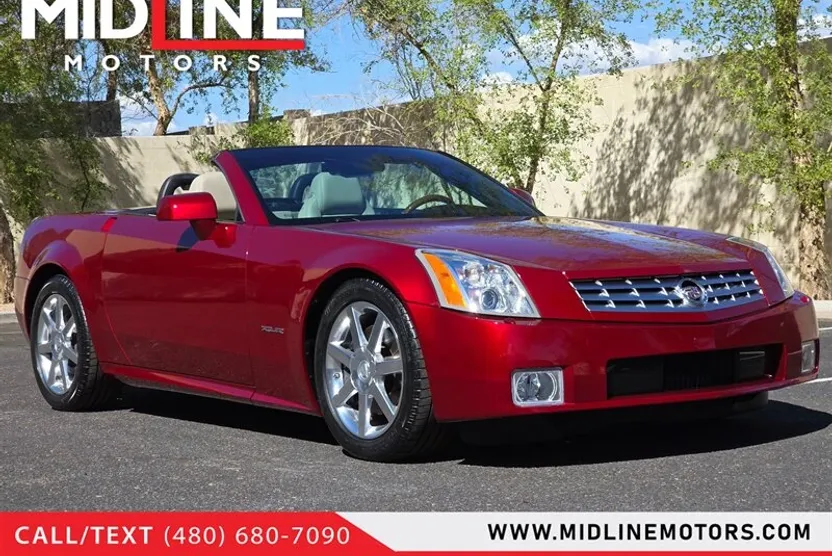 2006 Cadillac XLR photo 1