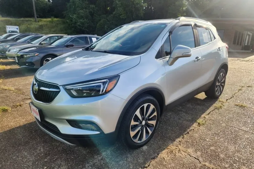 2020 Buick Encore Essence photo 1