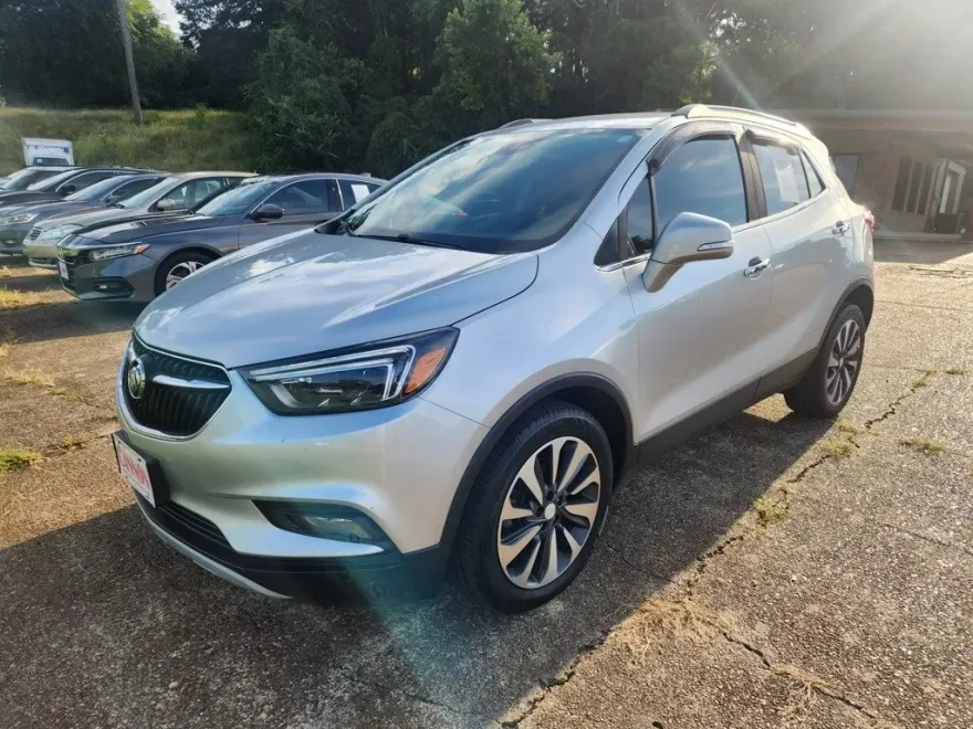 2020 Buick Encore Essence photo 1