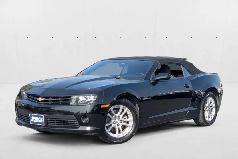 2015 Chevrolet Camaro 1LT photo 1