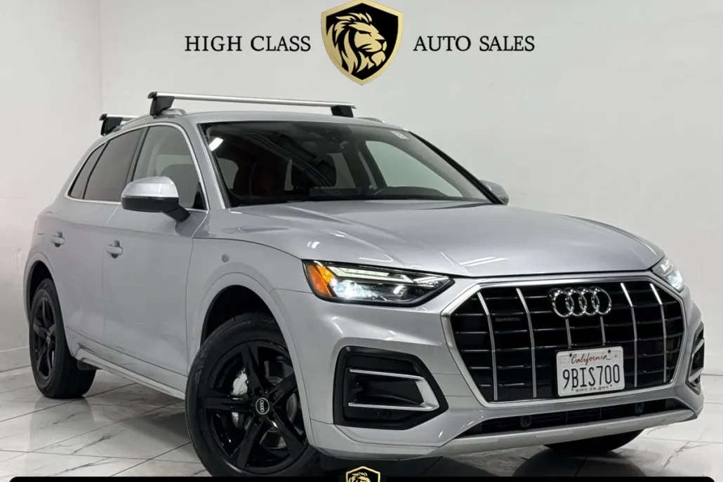 2022 Audi Q5 Premium photo 1