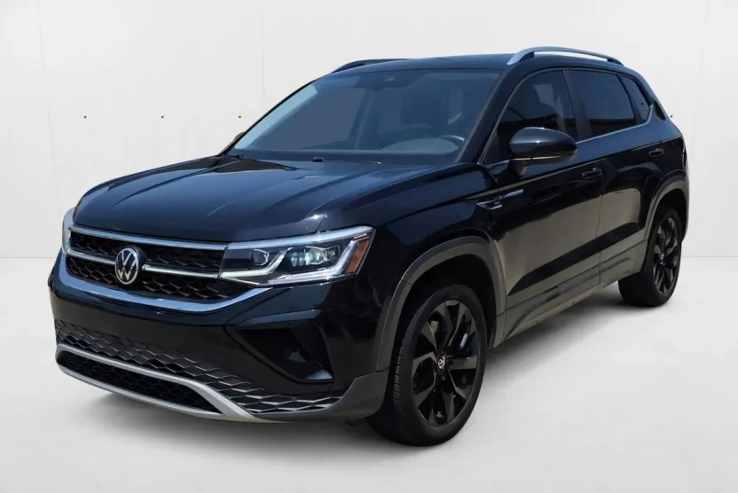2022 Volkswagen Taos SEL photo 1