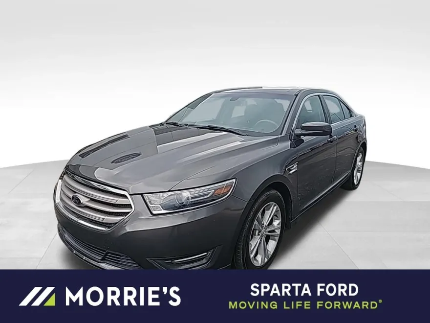 2017 Ford Taurus SEL photo 1